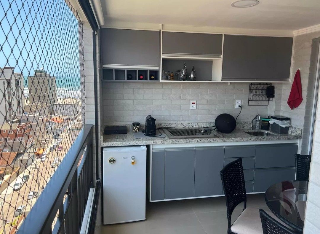 Apartamento Mobiliado com Vista Mar na Guilhermina em Praia Grande – 2 Dormitórios (1 Suíte), Lazer Completo e Portaria 24h | 74m² | Financiamento Bancário